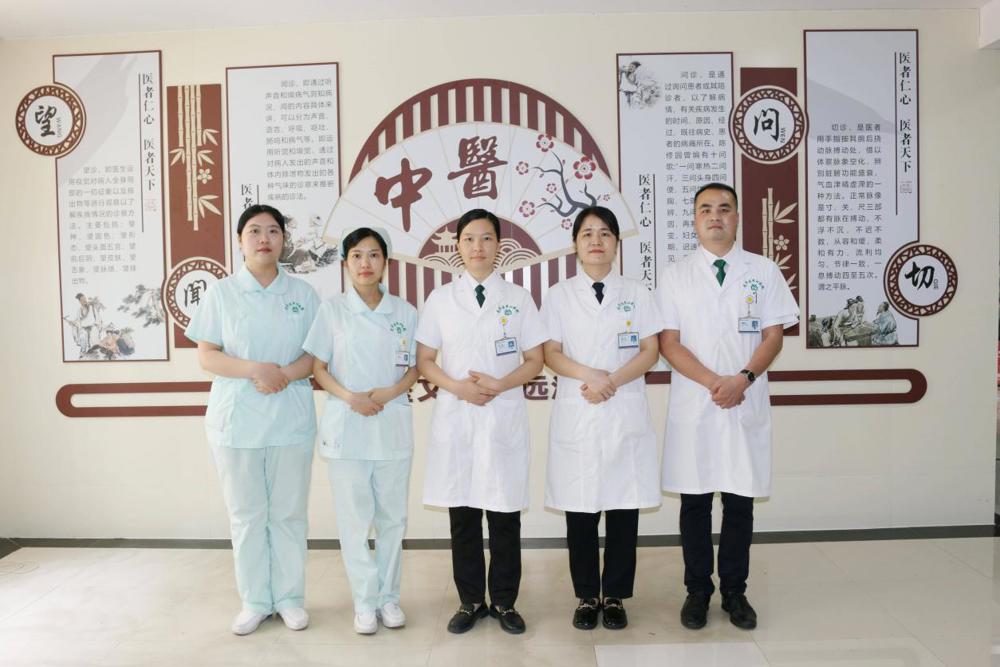  ​张粞家医团队