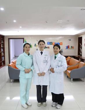 邓晓燕家医团队