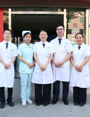 蒋妤家医团队
