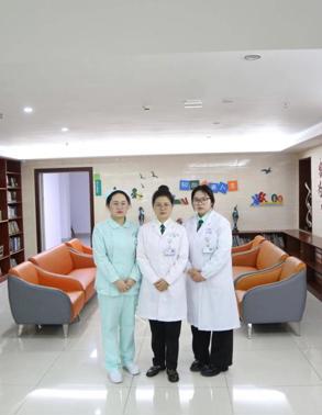 阳素南家医团队