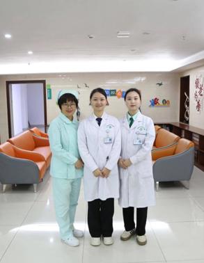 刘韵家医团队