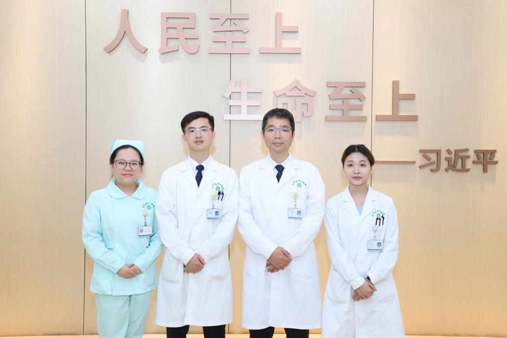  何崇辉家医团队